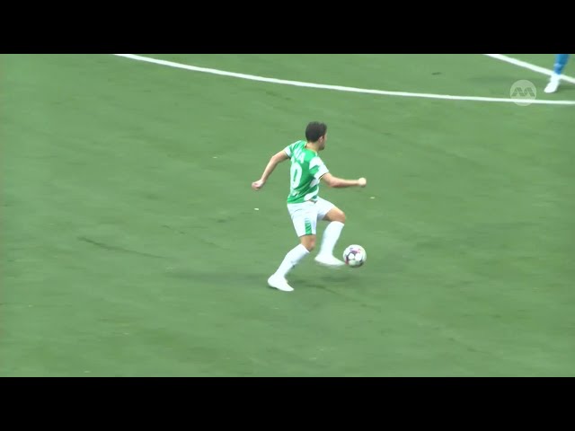 Geylang's Vincent Bezecourt curls in an exquisite goal vs Lion City Sailors! | SPL 2024/25 Moments