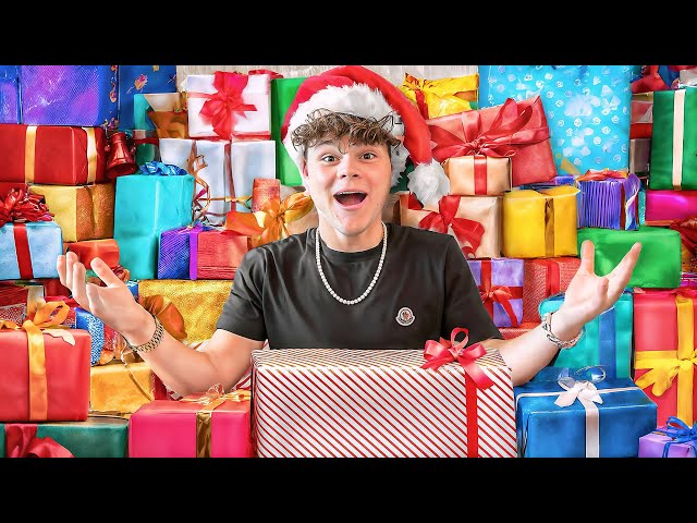 WORLDS CRAZIEST CHRISTMAS GIFTS OPENING! ($500,000)