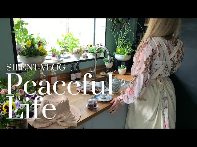 Calming Spring Kitchen ᯽ English Cottage Garden, Nettle Tea & Baking | Slow Living᯽ Simple Life ASMR