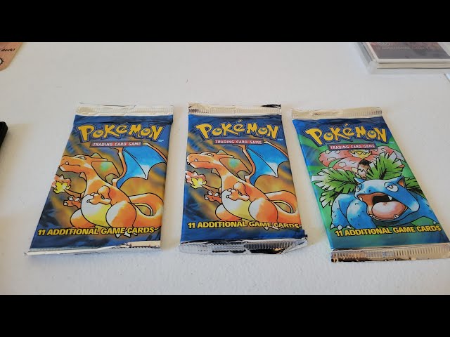 OPENING A 1999 BASE SET POKEMON HEAVY! BOOSTER PACK AND WE PULLED A HOLO! #pokemon #pokemoncards