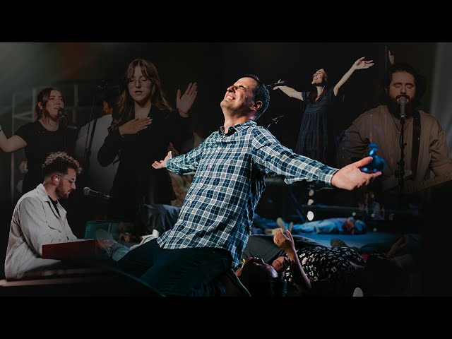 Outpouring of the Holy Spirit During Worship