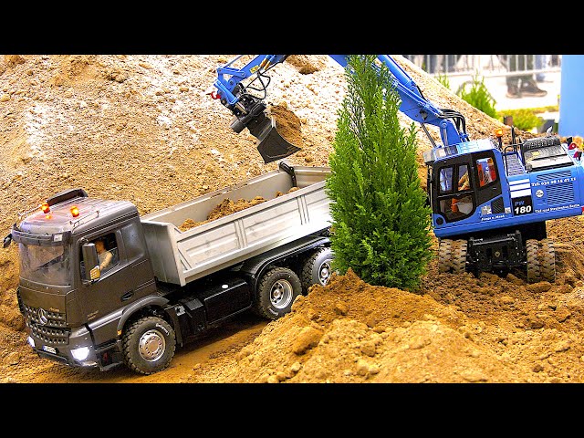 RC Construction Site Night and Day RC Trucks Excavators Fire Trucks Dozer Chemnitzer Modelltage 2025