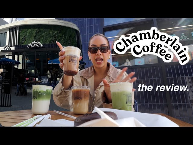 trying Emma Chamberlains FIRST coffee shop *chamberlain coffee review*