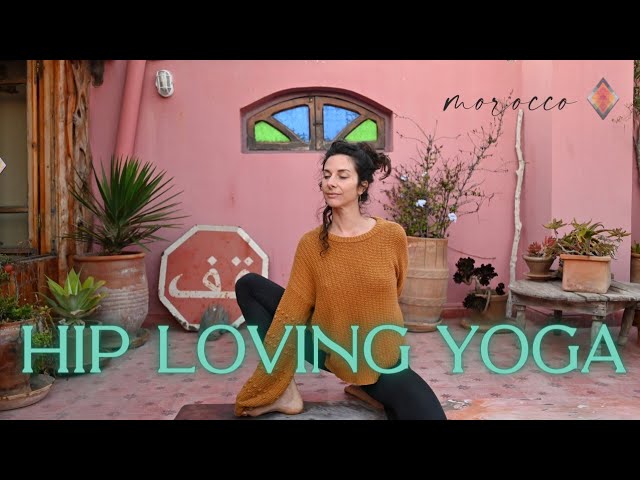 18 Minutes of Yoga to Find Space in the Hips | Cole Chance Yoga