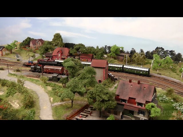 Z Scale Micro Layout True to the Original: The East Frisian Model Train Diorama of Helenensiel