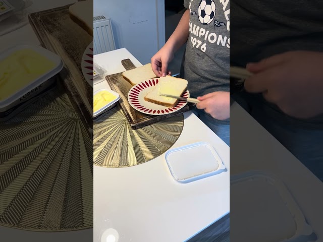 how to make a sandwich