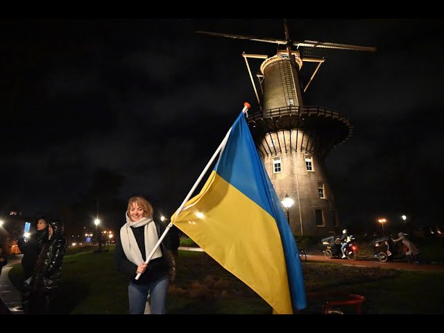 Oekraïners in Leiden herdenken inval Rusland drie jaar geleden.  www.leidseglibber.nl