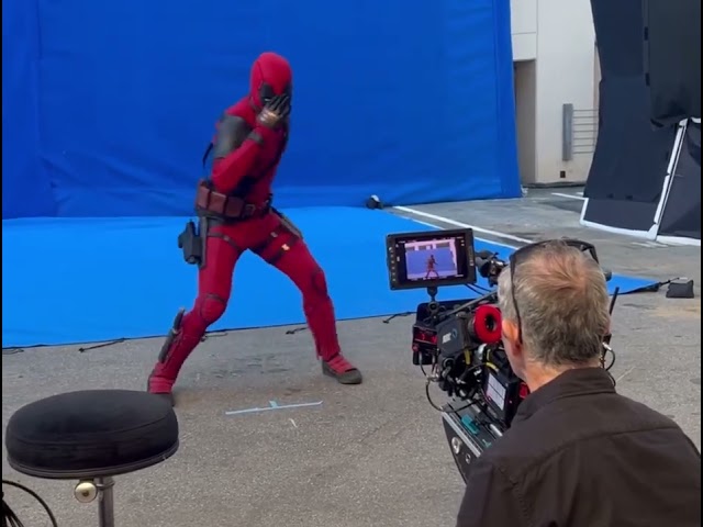 Behind the scenes of the opening dance scene for #DEADPOOL & #WOLVERINE