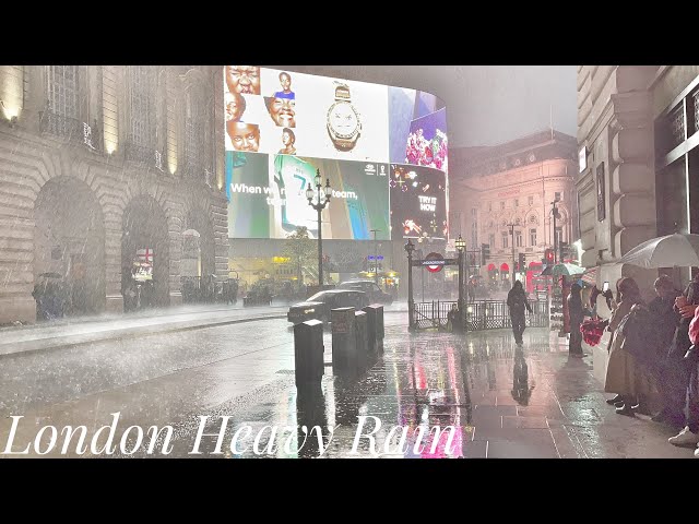 Walk in Heavy Rain at Night in Central London, England | Rain and Umbrella Ambience Sounds [4K HDR]