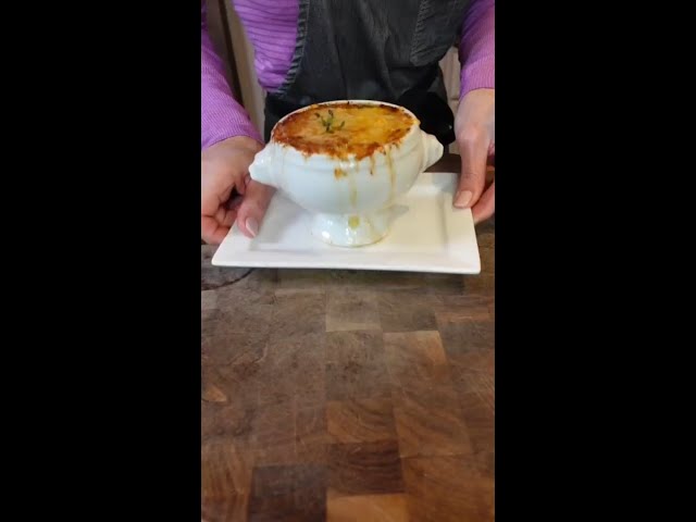 French Onion Soup by Cooking with Shereen