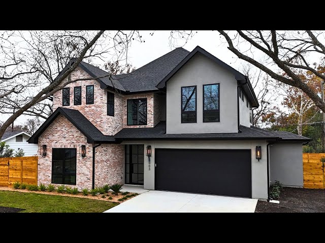 Is This STUNNING Modern Texas Home With A Pool Your Perfect Match?