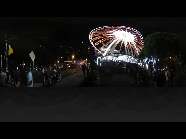 Ferris Wheel in City at Night: Outside and Crowded (360-Degree Video for Exposure Therapy)