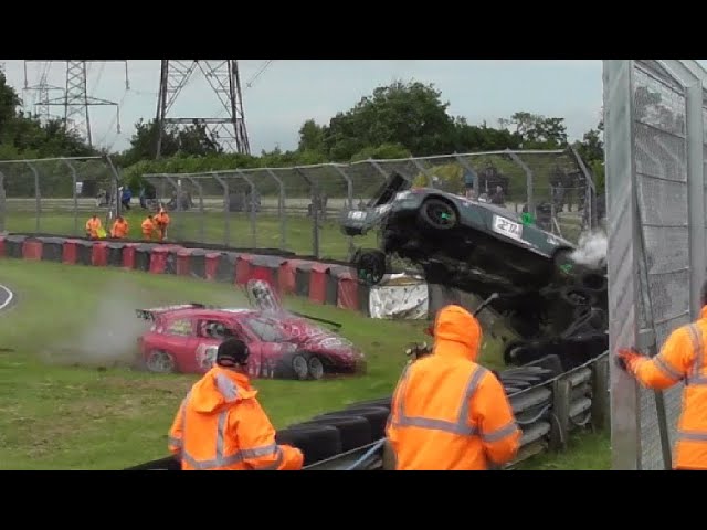 Big Crash Audi TT - Castle Combe