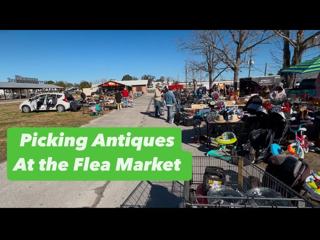 PICKING ANTIQUES & VINTAGE TREASURES AT THE FLEA MARKET IN JACKSONVILLE FL SHOPPING VLOG