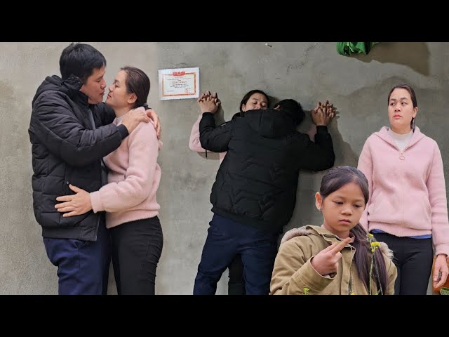 Thien secretly arrives - Police Thien's surprising emotional action leaves Liu bewildered.