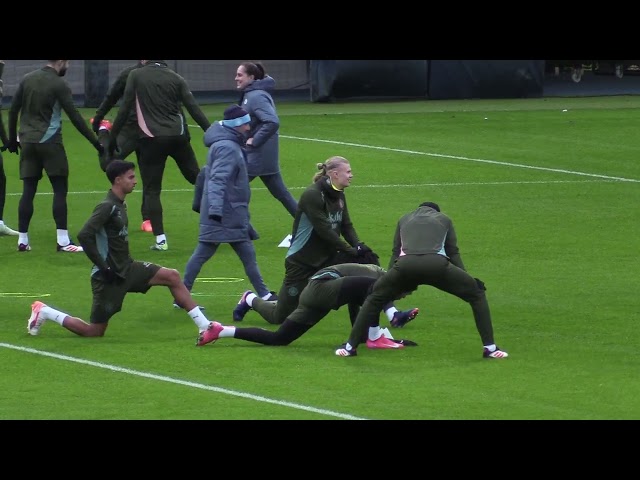 OSCAR BOBB TRAINS + RODRI & FERNANDINHO! 😍 | Man City vs Club Brugge | Open Training Session