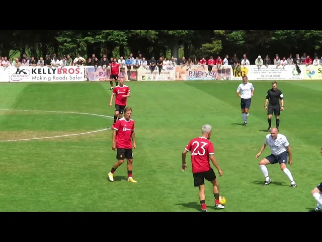 Yate Town v Manchester United Legends