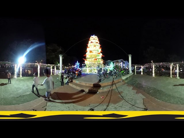 Christmas tree at the Minglanilla Plaza