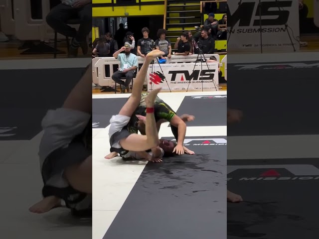 The Buggy Choke: Unorthodox Submission from Bottom