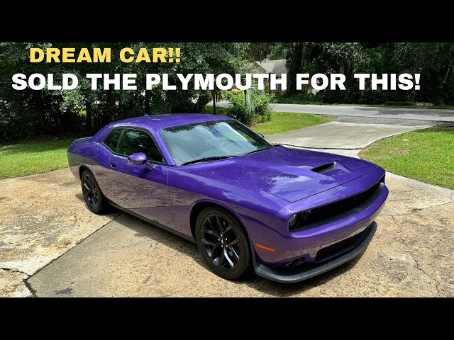 I FINALLY bought the car I’ve dreamed of for 11 years! (Challenger RT Tremec 6 speed manual)