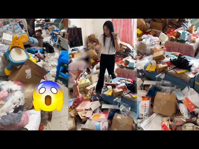 Horrible 🤮 Cleaning A Dirty Room, Does He Play In The Mud At Home?