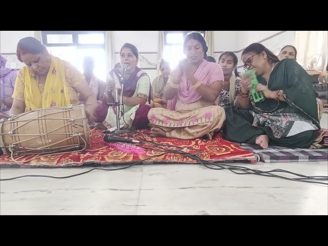 Radhe Radhe Gate Rahana bhajan