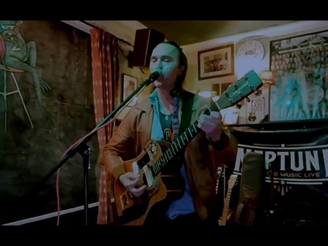 VR 360 -  Danny Shayler  - Open Mic at the Neptune Inn - Live Music Bar