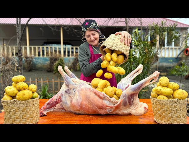 Grandma's Interesting Way to Cook Potatoes Inside a Whole Giant Lamb!