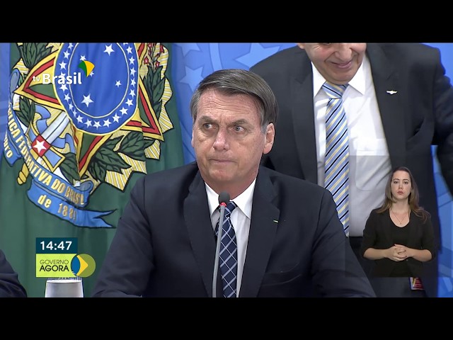 Coletiva de imprensa com o presidente bolsonaro e o ministro Ricardo Sales