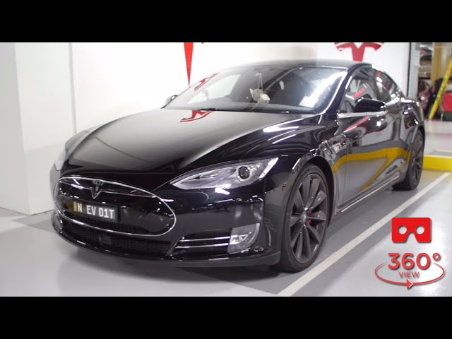 360 Video 2016 Tesla Model S HP 420 - Sydney Harbour Bridge, auto-pilot & ludicrous mode.