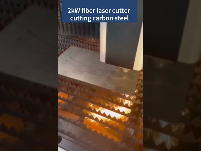 2000W Fiber Laser Cutter Cutting Carbon Steel, Cooled by Chiller CWFL-2000