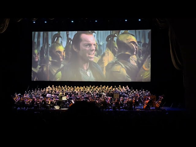 Lord of the Rings - Fellowship of the Ring in Concert (Prologue)