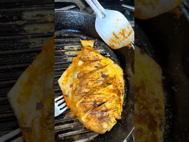 🔥 அமெரிக்காவில் நாங்க செய்த fish fry - Meen Pollichattu #shortvideo #shortsviral #usa #vlog #fishfry