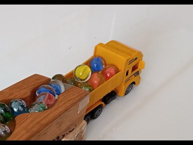 Marble Run Race ☆ HABA Slope & Retro Makita Truck, Excavator, Garbage Truck, Dump Truck, Ambulances