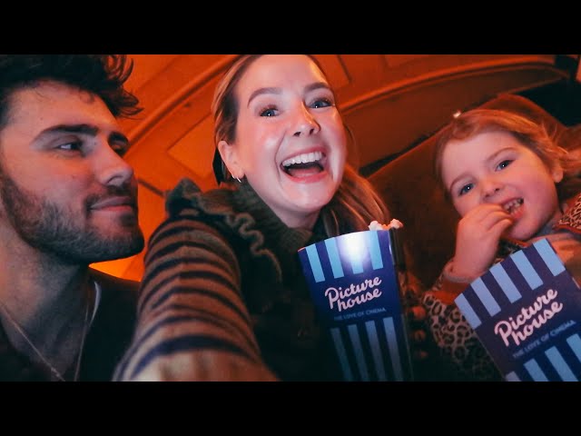 Her First Cinema Trip & A Roast Dinner With Family | Vlogmas Day 8