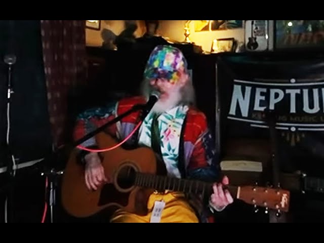 VR 360 -  John Dyer  - Open Mic at the Neptune Inn - Live Music Bar