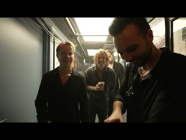 Nothing But Thieves :: Live in Dead Club City (North America Tour Diary Part One)