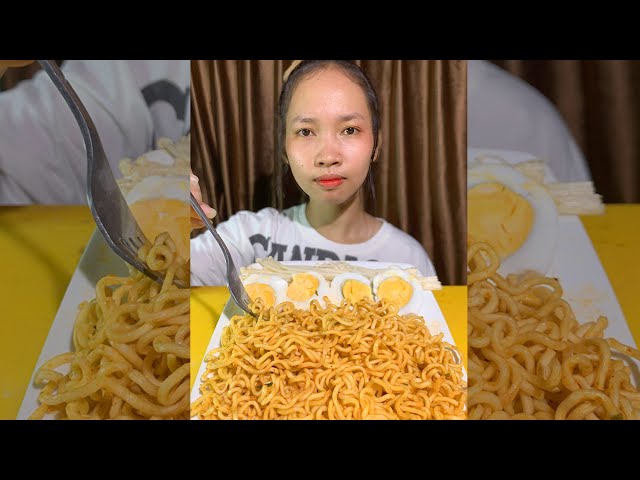 ASMR FOOD MUKBANG EATING SHOW NOODLES AND EGGS NO TALKING