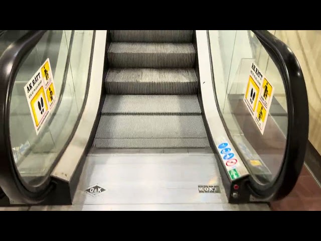 2x 1999 O&K Kone RTV-T escalators at PK Huset arcade, Stockholm (Part of NK department store).