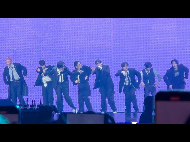 250214 Stray Kids 5th Fanmeeting - Walking On Water