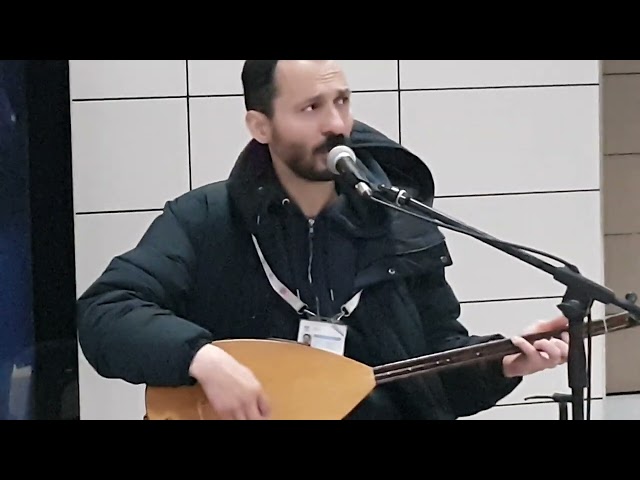 Marmaray Müzizyenlerinden Harika Ses Hasret Rüzgarları (Cover Müzik) Yenikapı. İstanbul