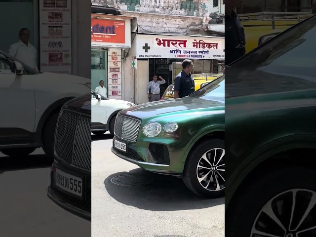 Guess Karo Ye Kiski Car Hai ?