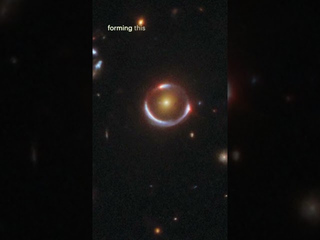 Hubble Captures a Stunning Einstein Ring in the Hydra Constellation!