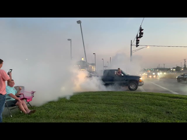 Somernites Cruise | August 27th Mustang Cruisin The Strip Burnouts and Accelerations