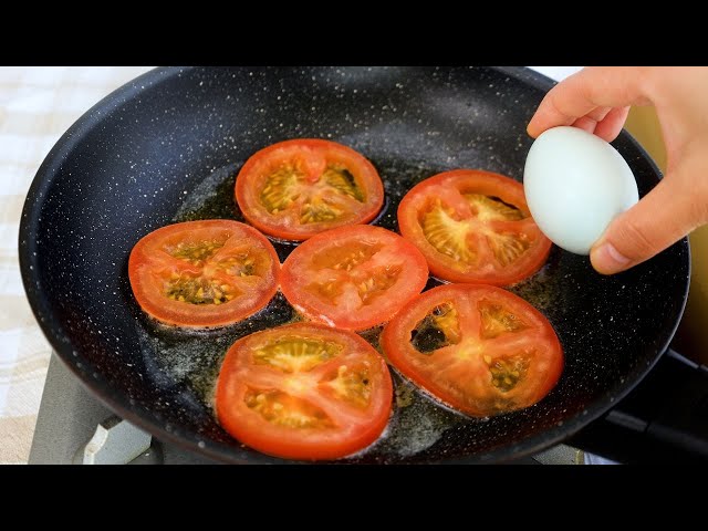 1 Tomato with 3 eggs! Quick breakfast in 5 minutes. Super easy and delicious omelet recipe