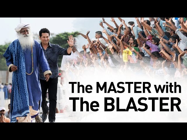 Sachin Tendulkar plays cricket with Sadhguru - The Master with the Blaster!