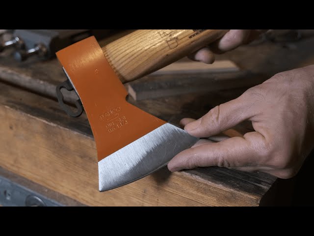 Preparing the Bahco Axe for first use