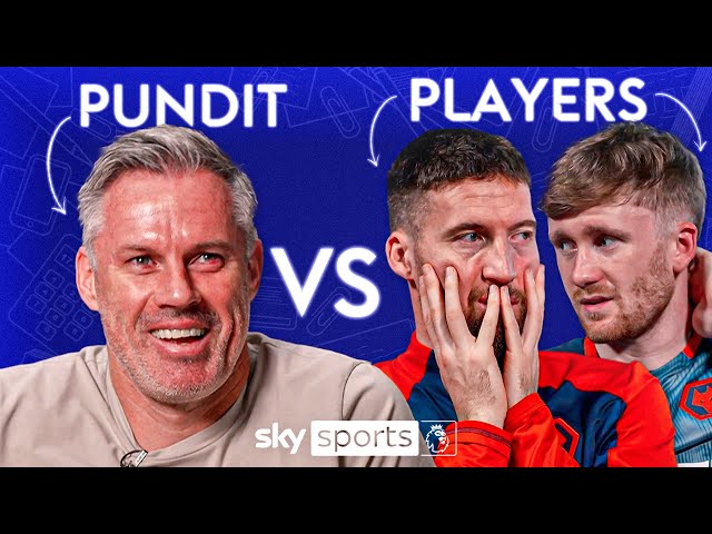 JAMIE CARRAGHER vs TWO WOLVES PLAYERS! | ULTIMATE FOOTBALL QUIZ | Players vs Pundit 🏆