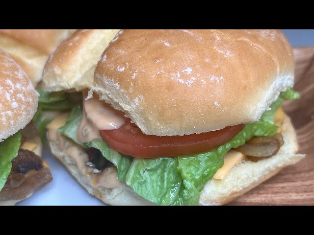 10 out of 10 HOMEMADE DELICIOUS AND JUICY BURGER RECIPE