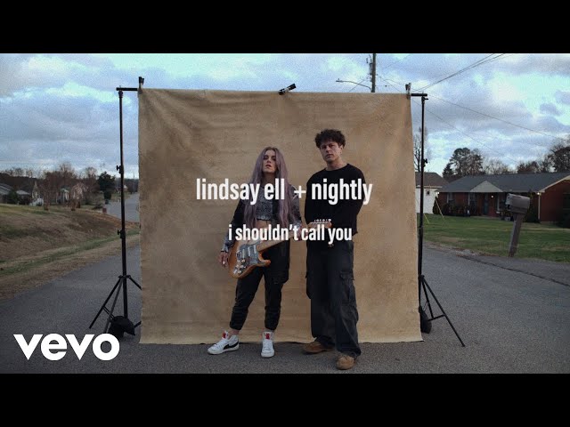 Lindsay Ell, Nightly - i shouldn’t call you (Lyric Video)